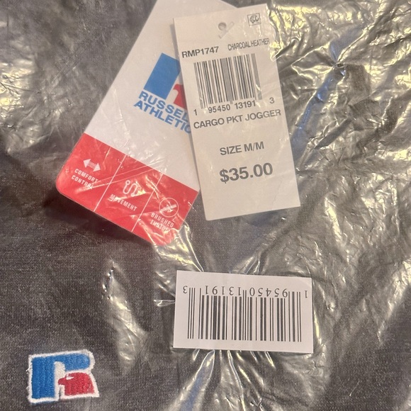 Russell Athletic Men's Cargo Fleece Jogger Pants - Picture 6 of 6